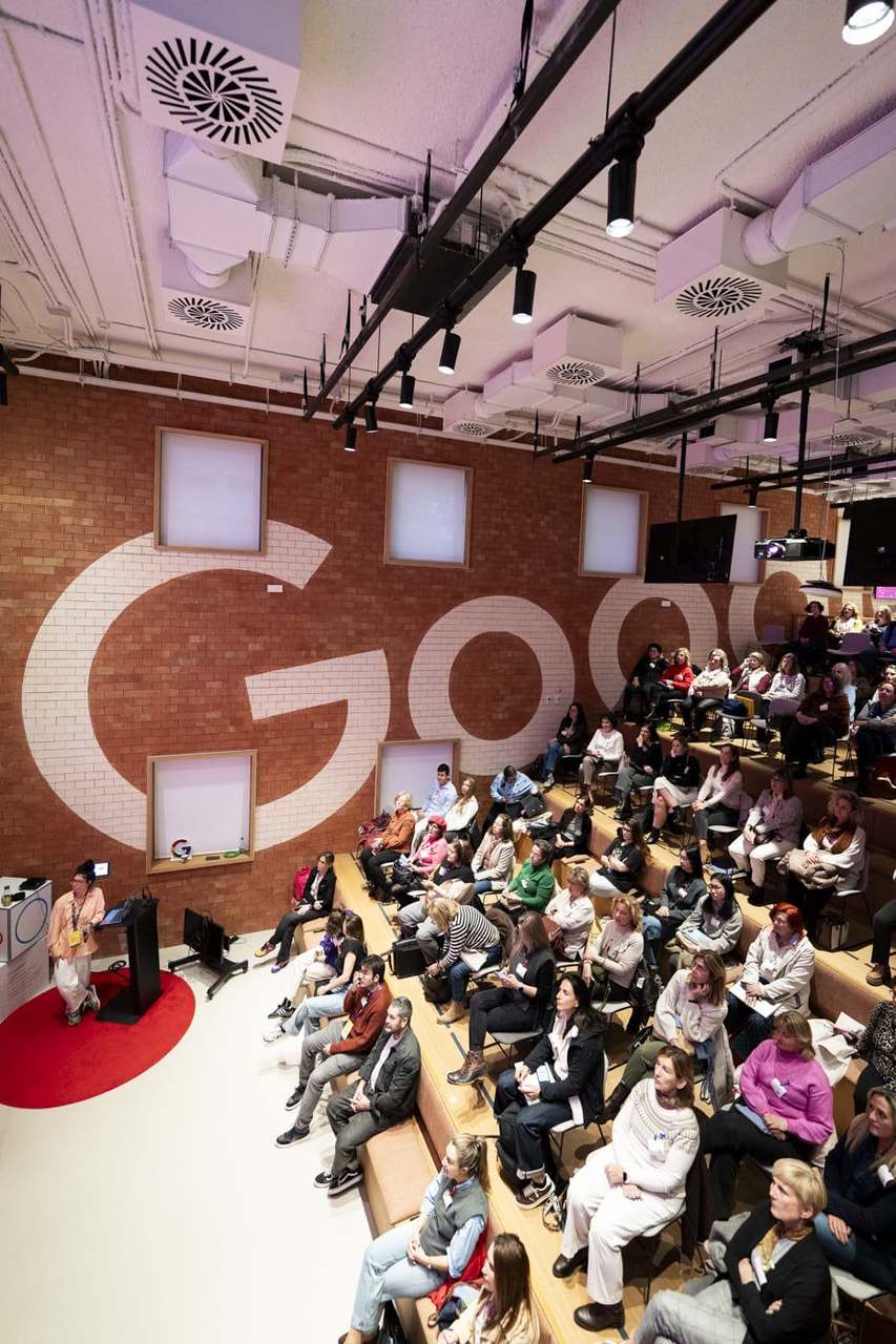 Foto de la charla IA for Social Good 19