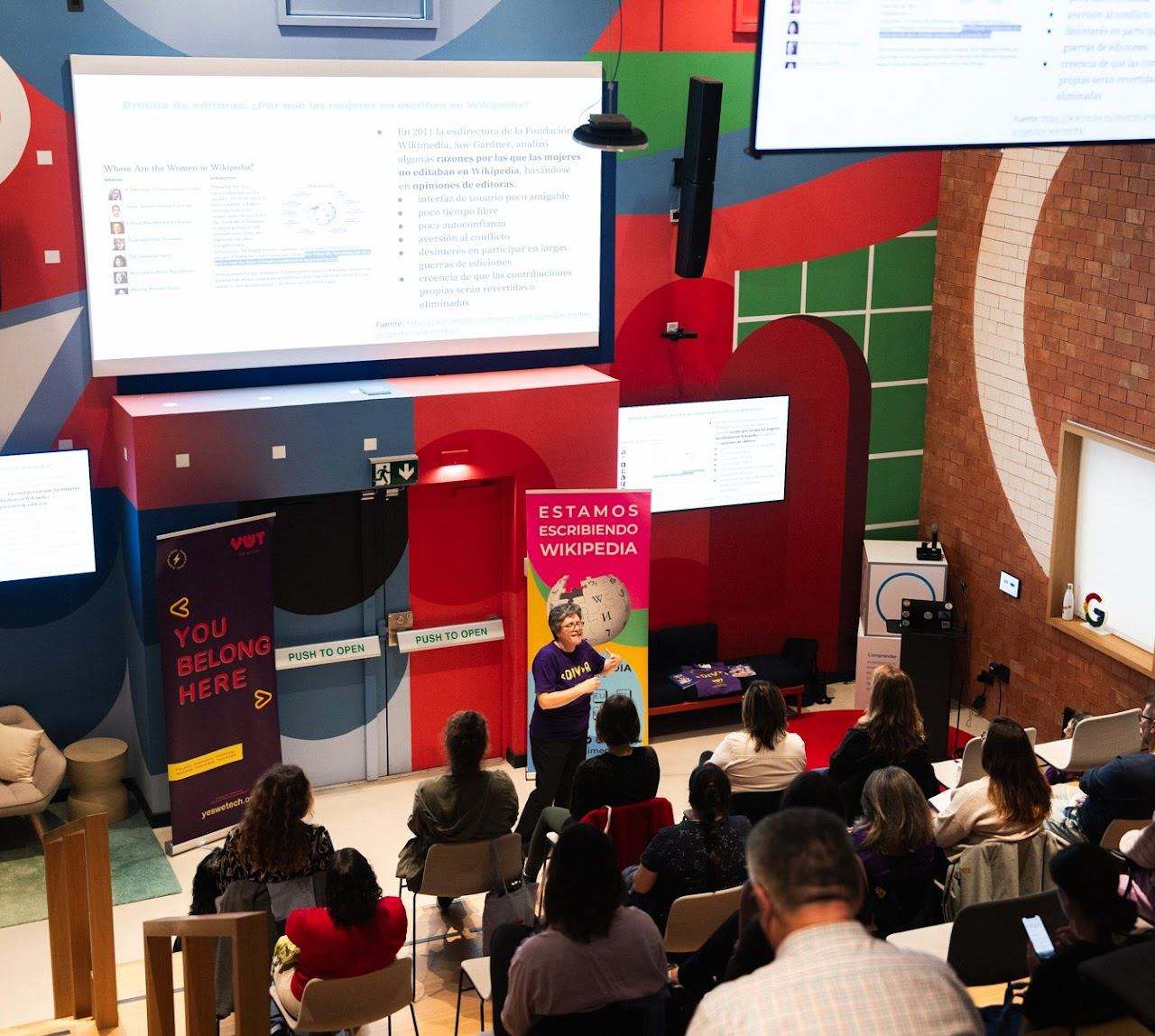 Asistentes a Mujeres STEM en Wikipedia