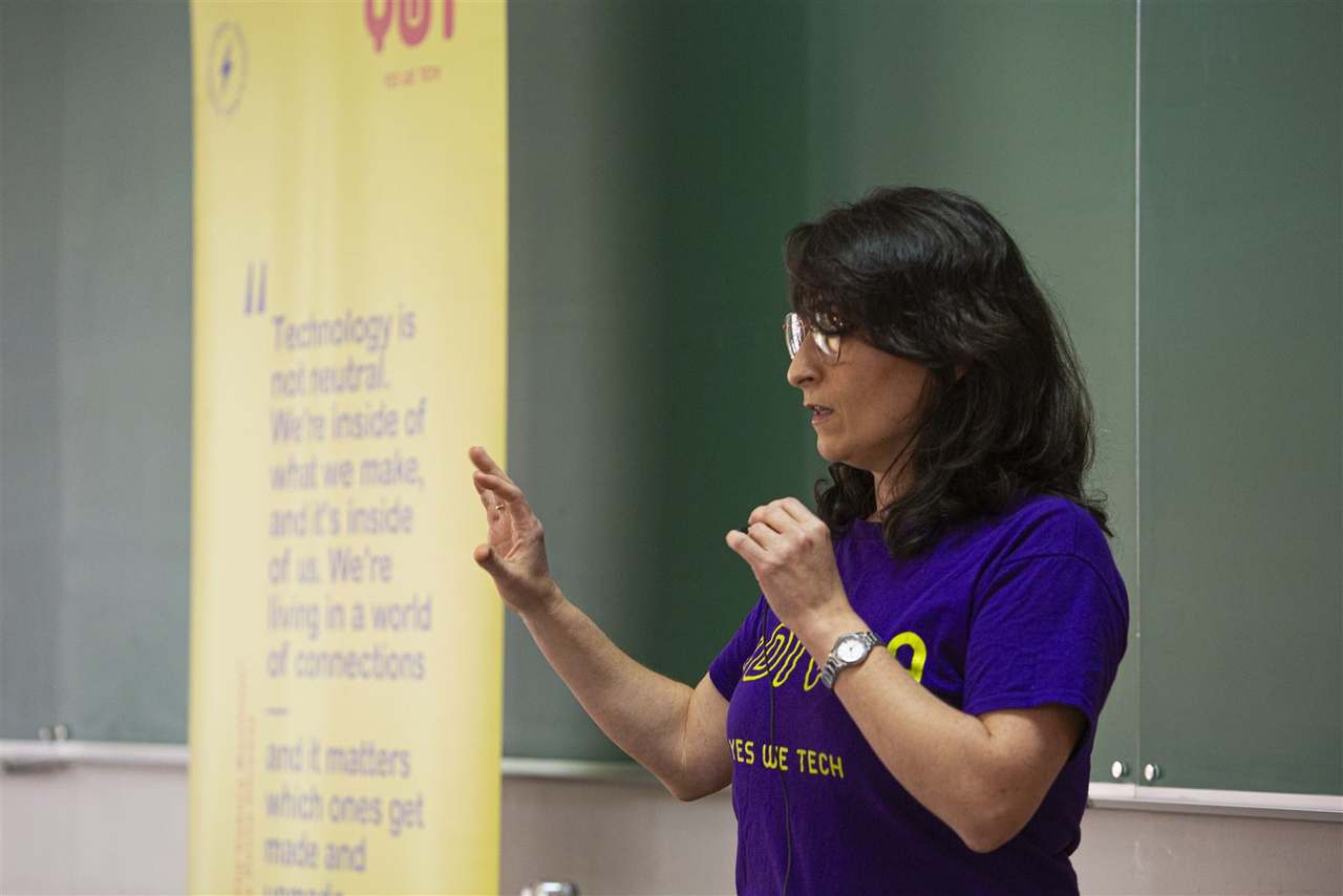 Foto 23 del evento Prompt, hack, control: el lado oscuro de los agentes de IA