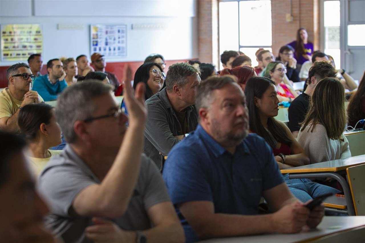 Foto 48 del evento Prompt, hack, control: el lado oscuro de los agentes de IA