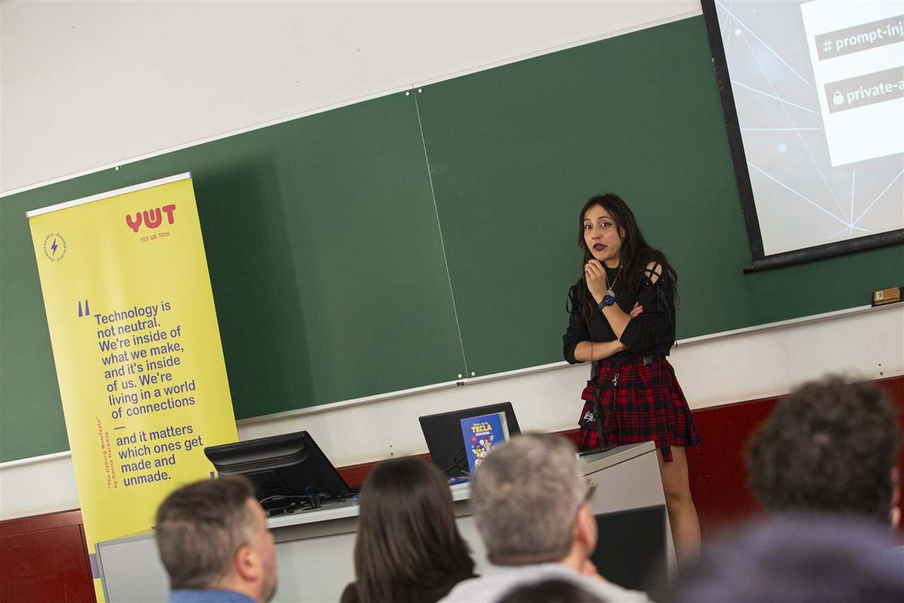 Foto 51 del evento Prompt, hack, control: el lado oscuro de los agentes de IA