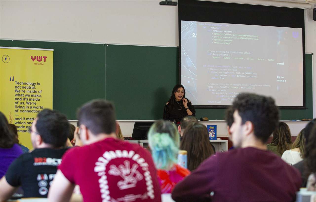 Foto 62 del evento Prompt, hack, control: el lado oscuro de los agentes de IA