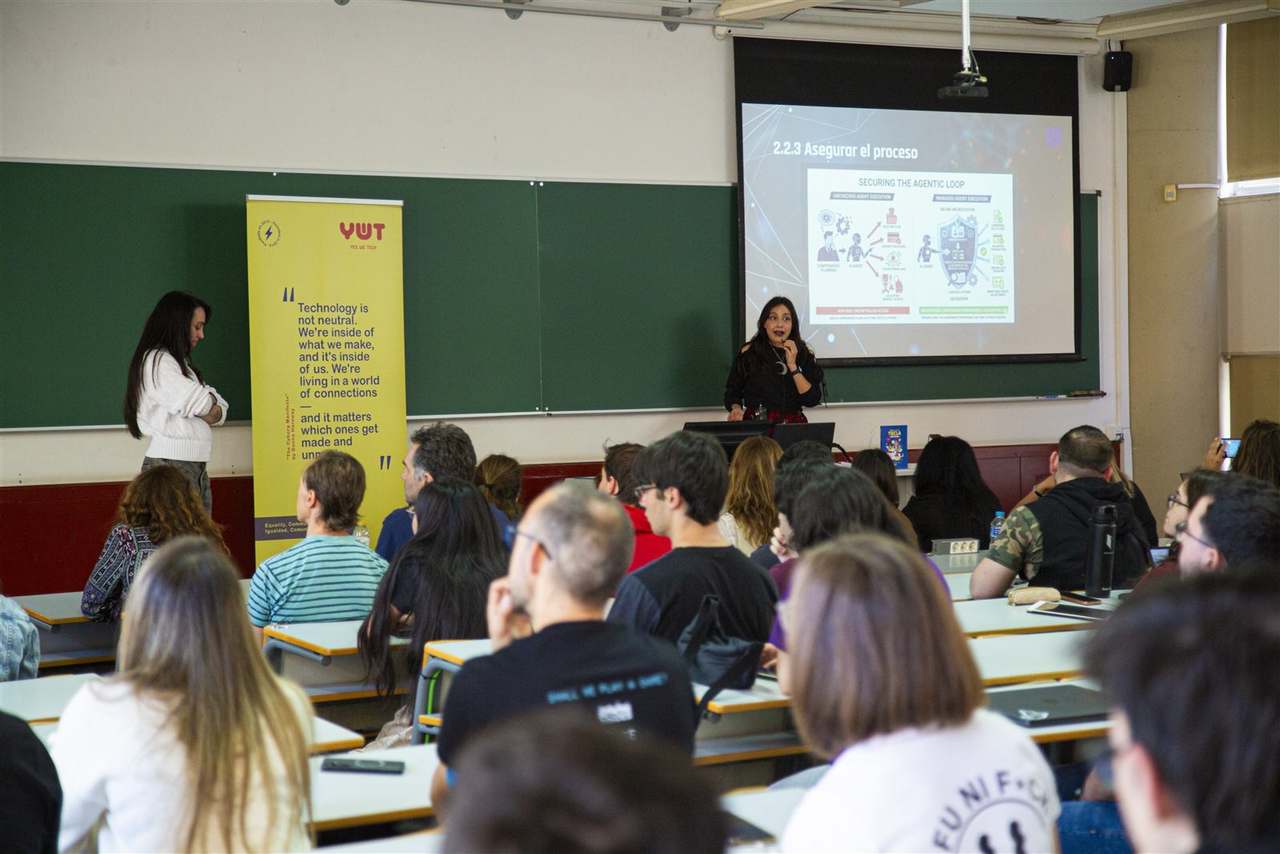 Foto 68 del evento Prompt, hack, control: el lado oscuro de los agentes de IA