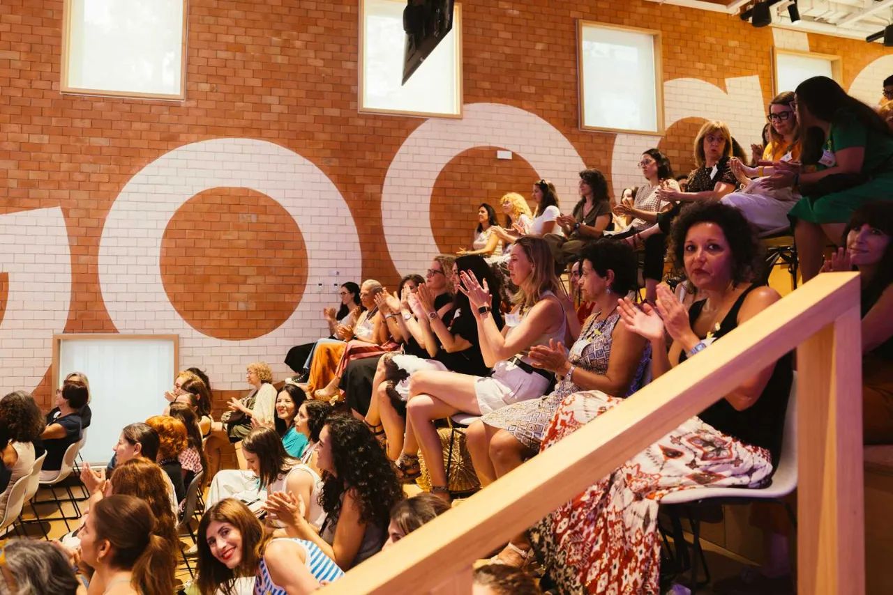 Foto 17 del evento Nuevas formas de contar historias con María Guerra