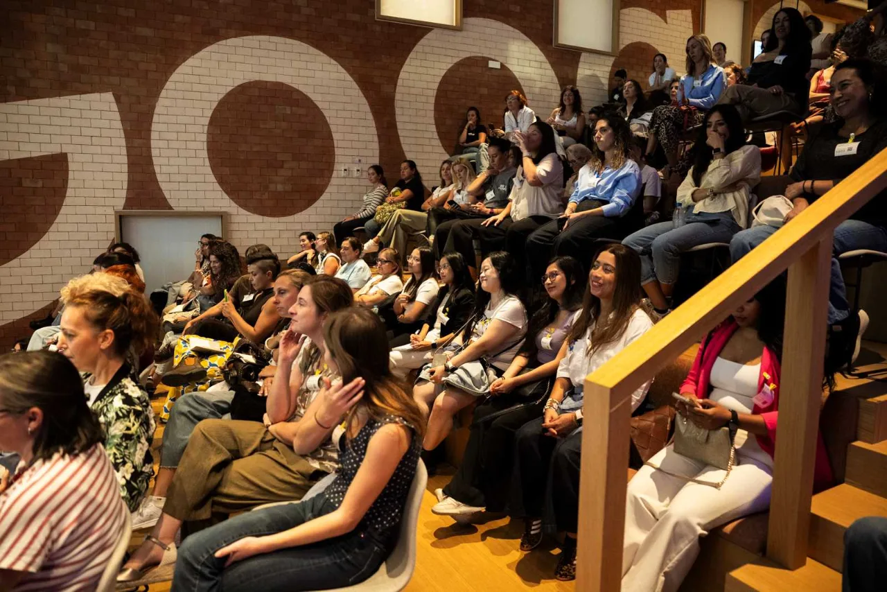 Foto 46 del evento Charla YWT - Las mujeres ya no lloran, las mujeres facturan