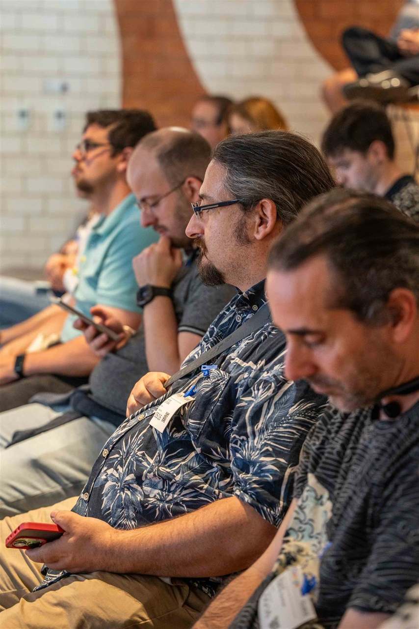 Foto 129 del evento Encuentro YWT: Vulnerabilidades en Apps