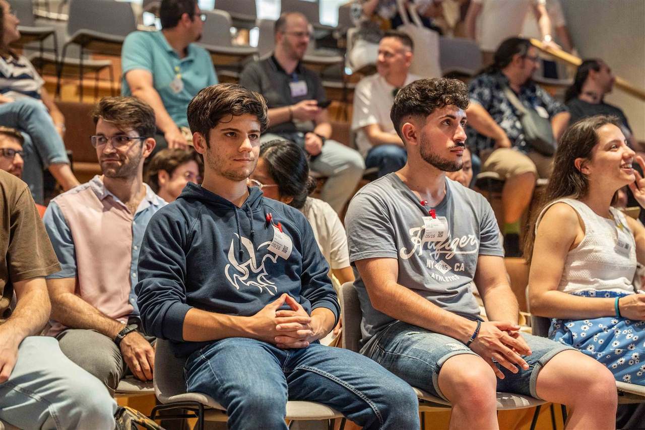 Foto 35 del evento Encuentro YWT: Vulnerabilidades en Apps