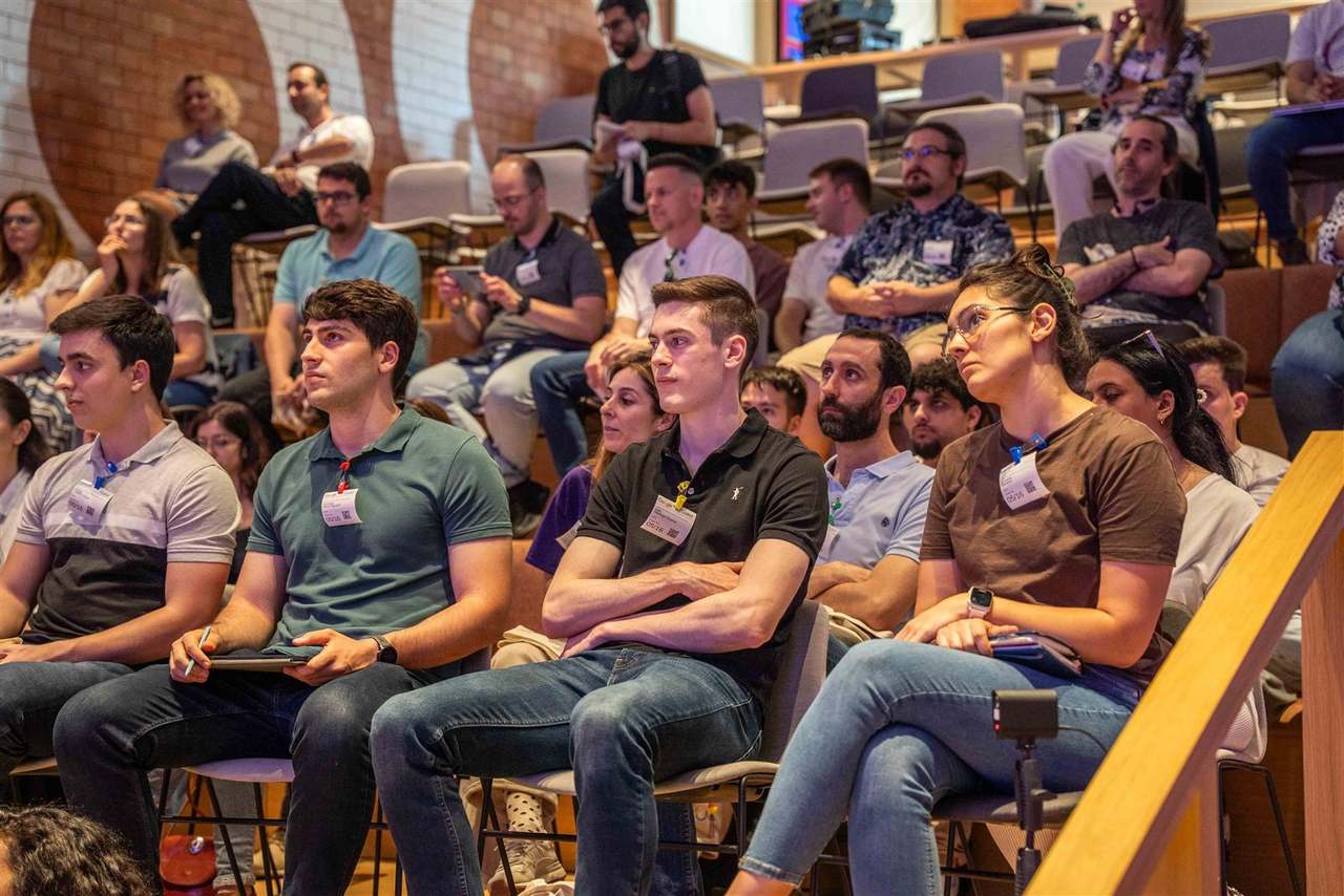 Foto 40 del evento Encuentro YWT: Vulnerabilidades en Apps