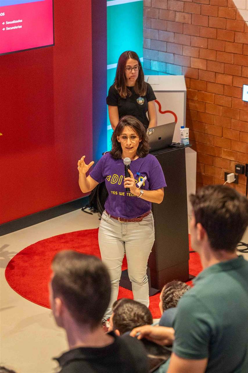 Foto 46 del evento Encuentro YWT: Vulnerabilidades en Apps