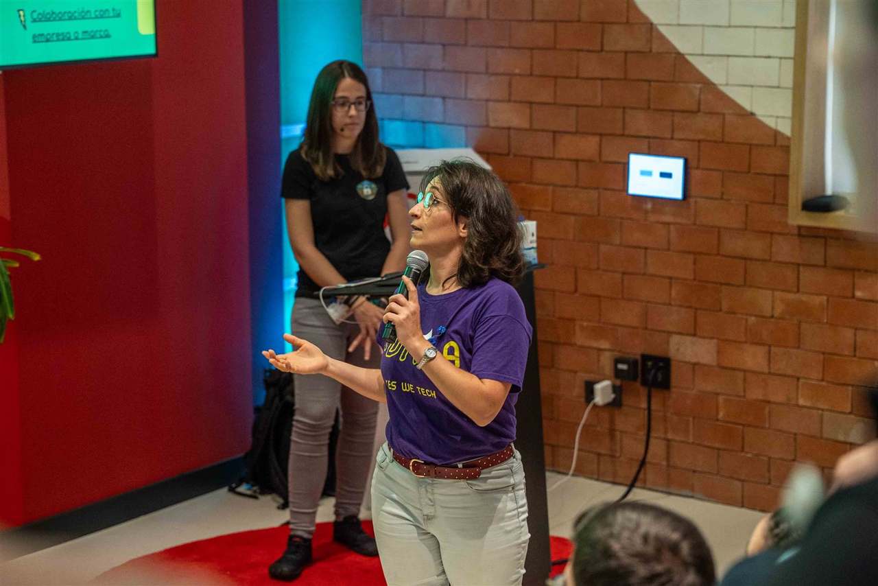 Foto 57 del evento Encuentro YWT: Vulnerabilidades en Apps