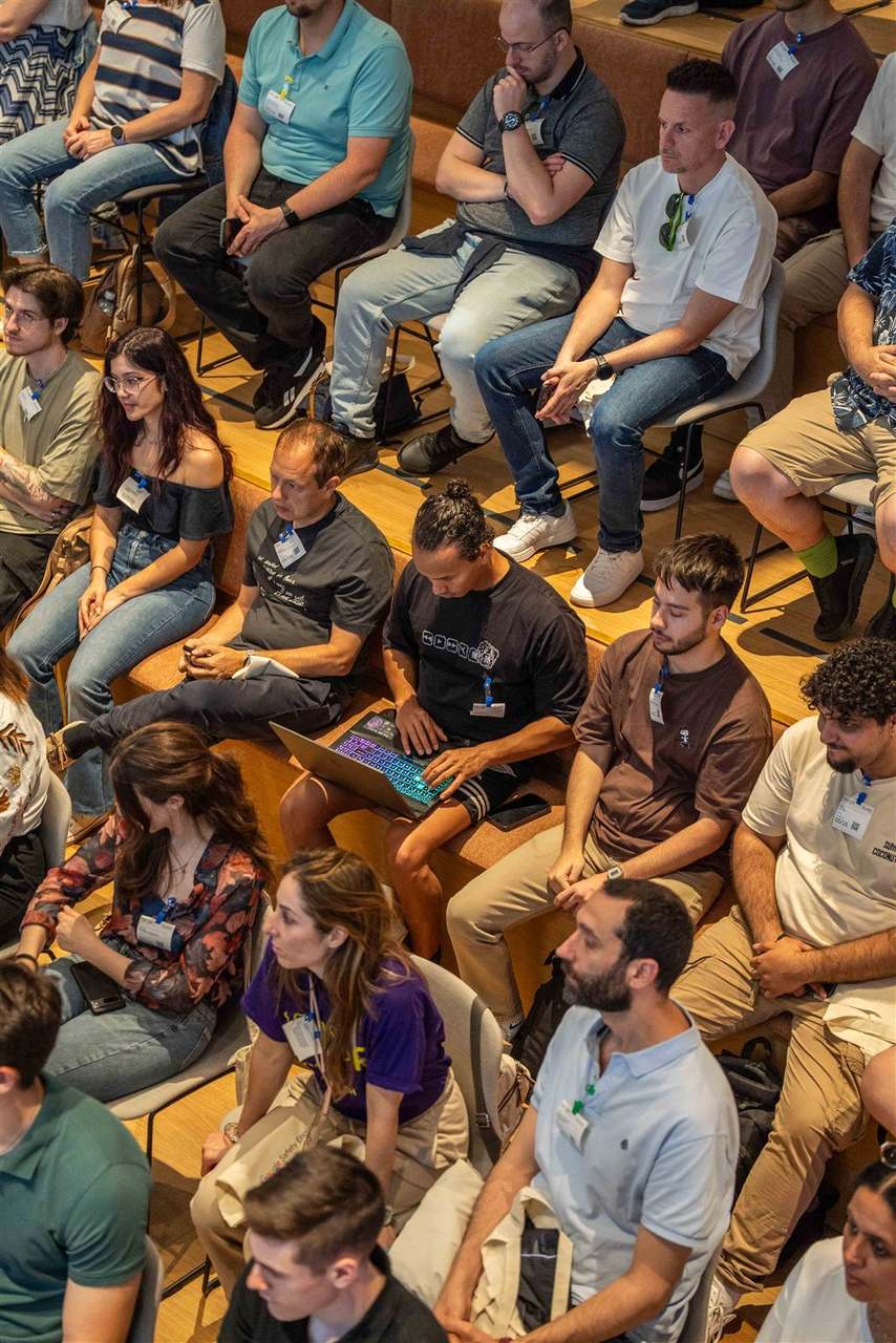 Foto 81 del evento Encuentro YWT: Vulnerabilidades en Apps