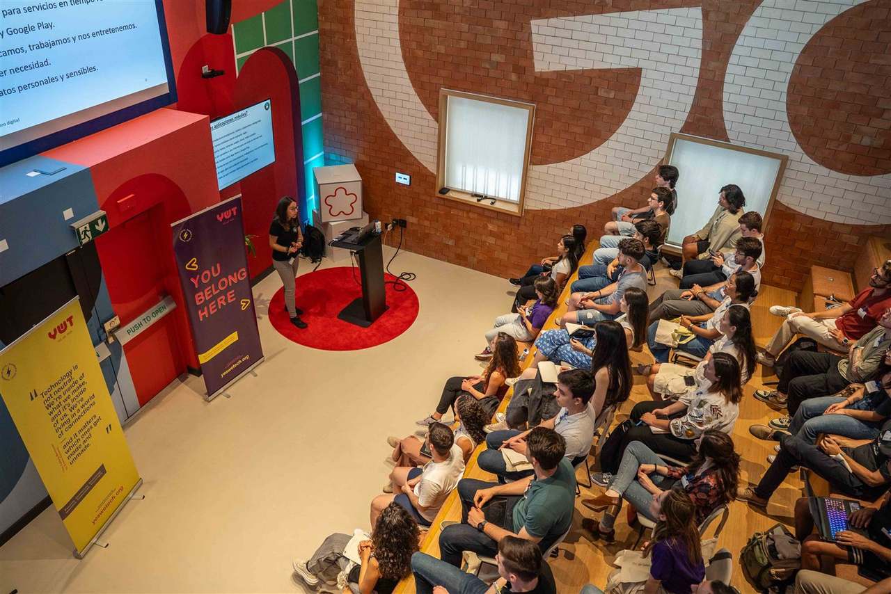 Foto 82 del evento Encuentro YWT: Vulnerabilidades en Apps