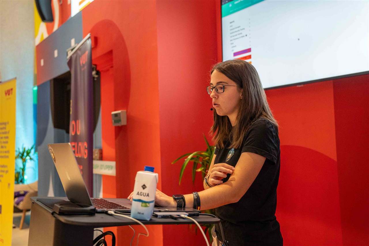 Foto 91 del evento Encuentro YWT: Vulnerabilidades en Apps