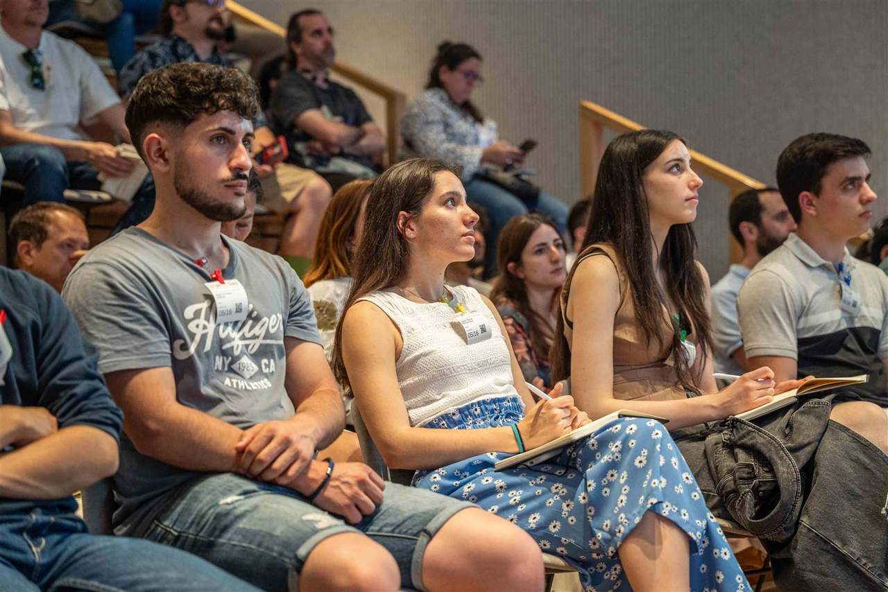 Foto 93 del evento Encuentro YWT: Vulnerabilidades en Apps