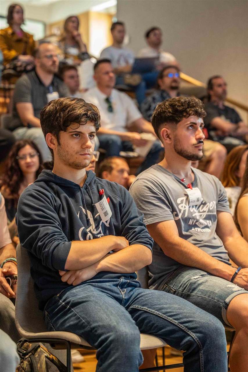Foto 94 del evento Encuentro YWT: Vulnerabilidades en Apps