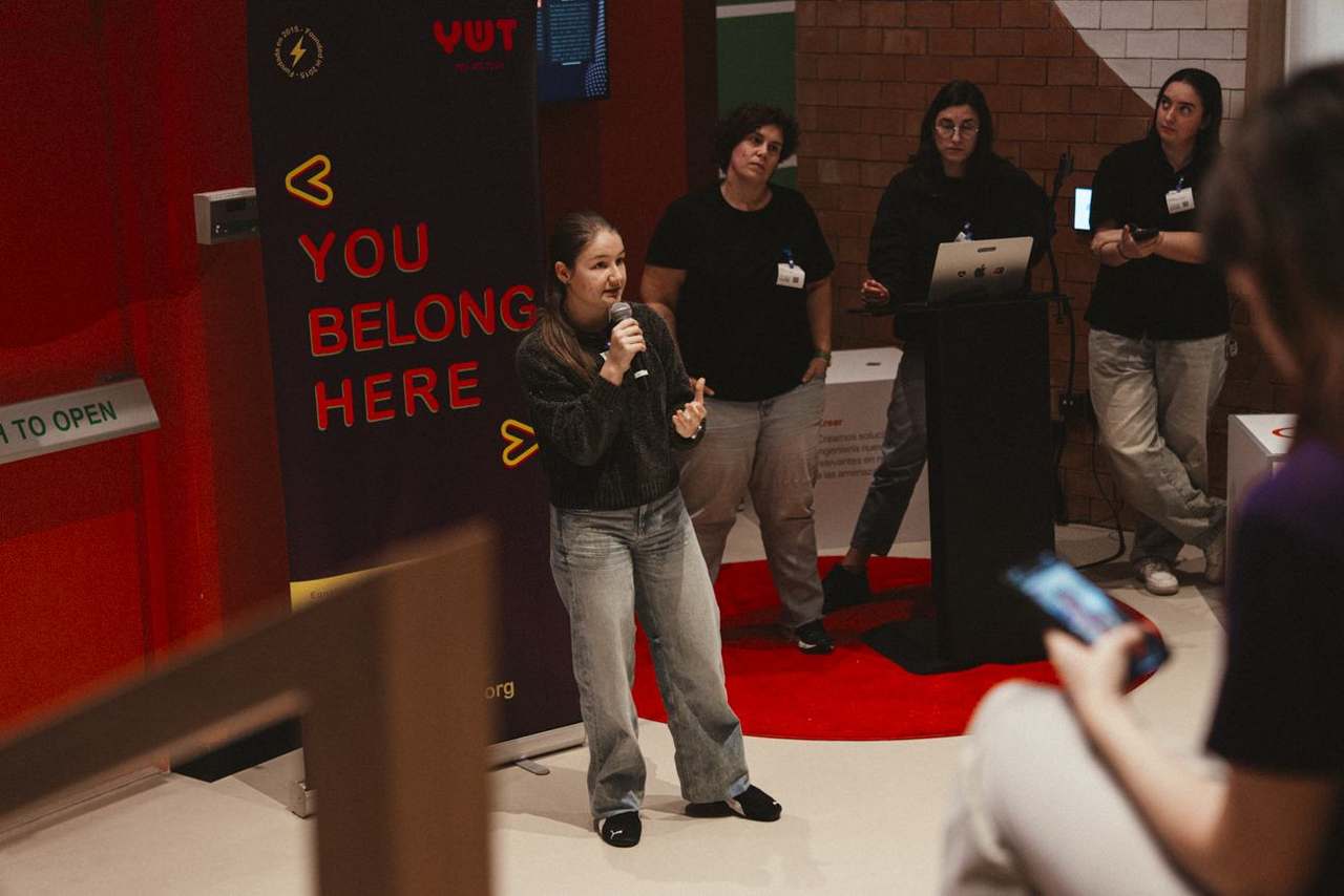 Foto 201 del evento 1er Hackathon Yes We Tech