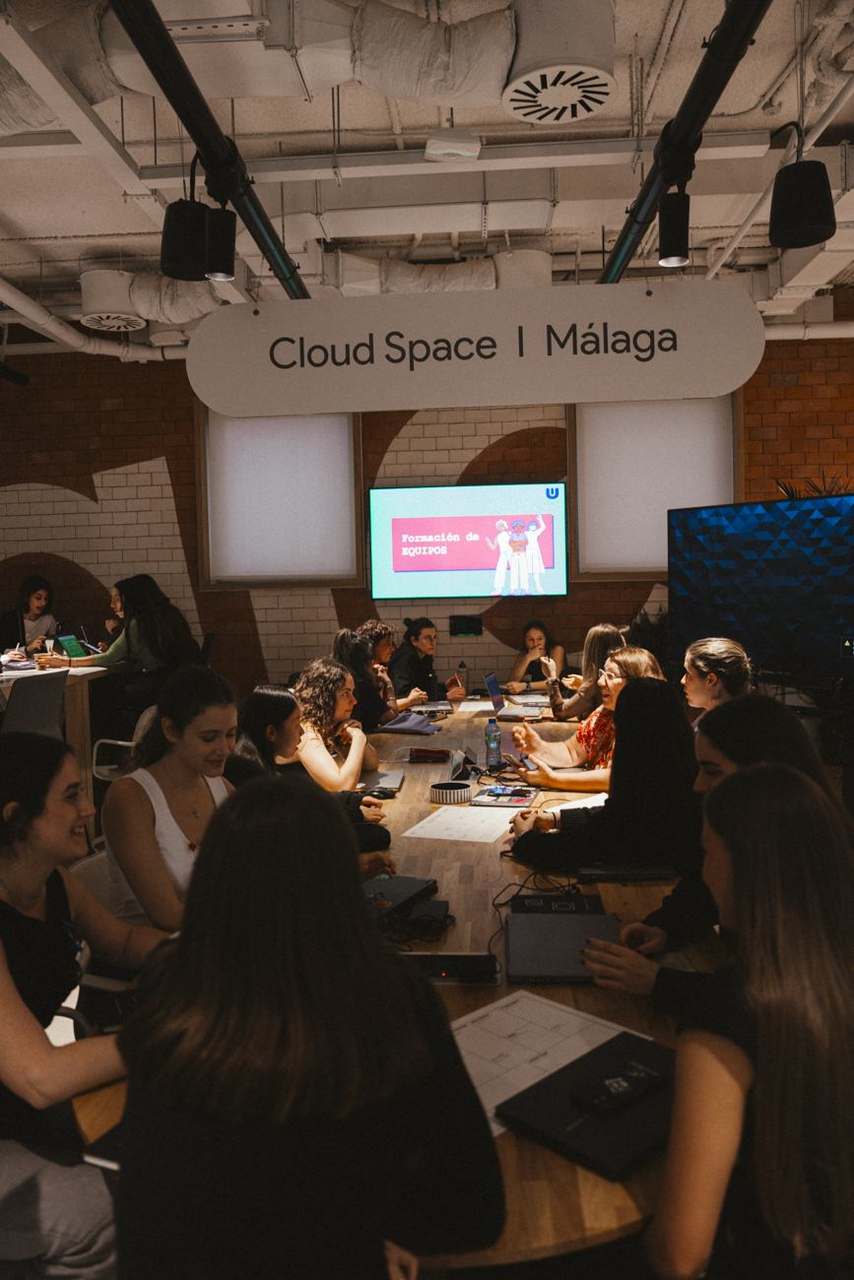 Foto 46 del evento 1er Hackathon Yes We Tech