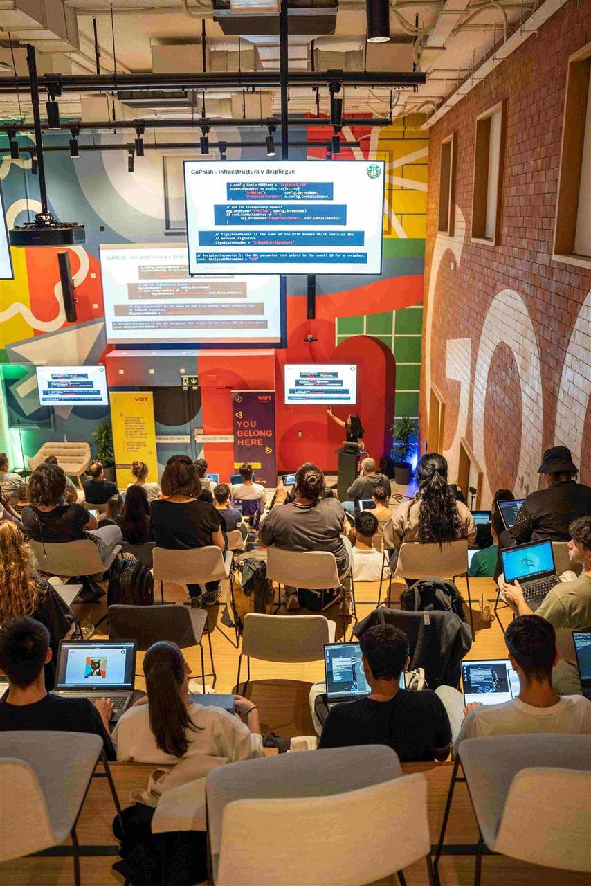 Foto 46 del evento Montando un phishing desde 0