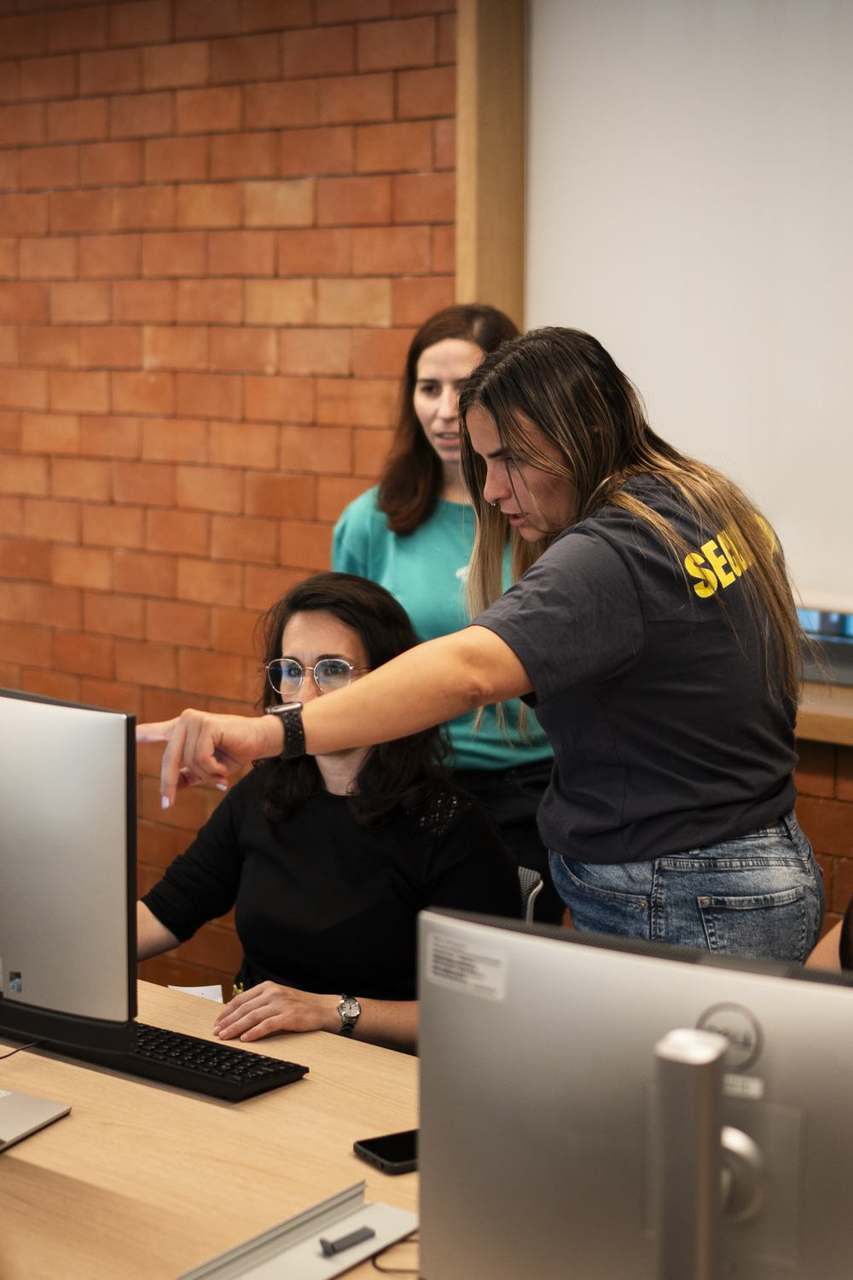 Foto 10 del evento Capture The Flag: aprender hacking jugando